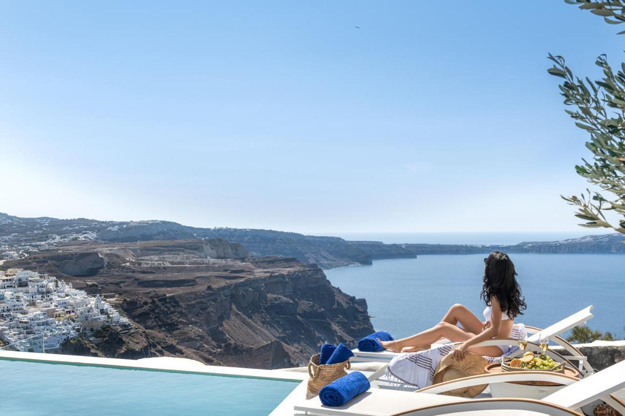 Mythical Blue Luxury Suites (Adults Only) Фира Екстериор снимка