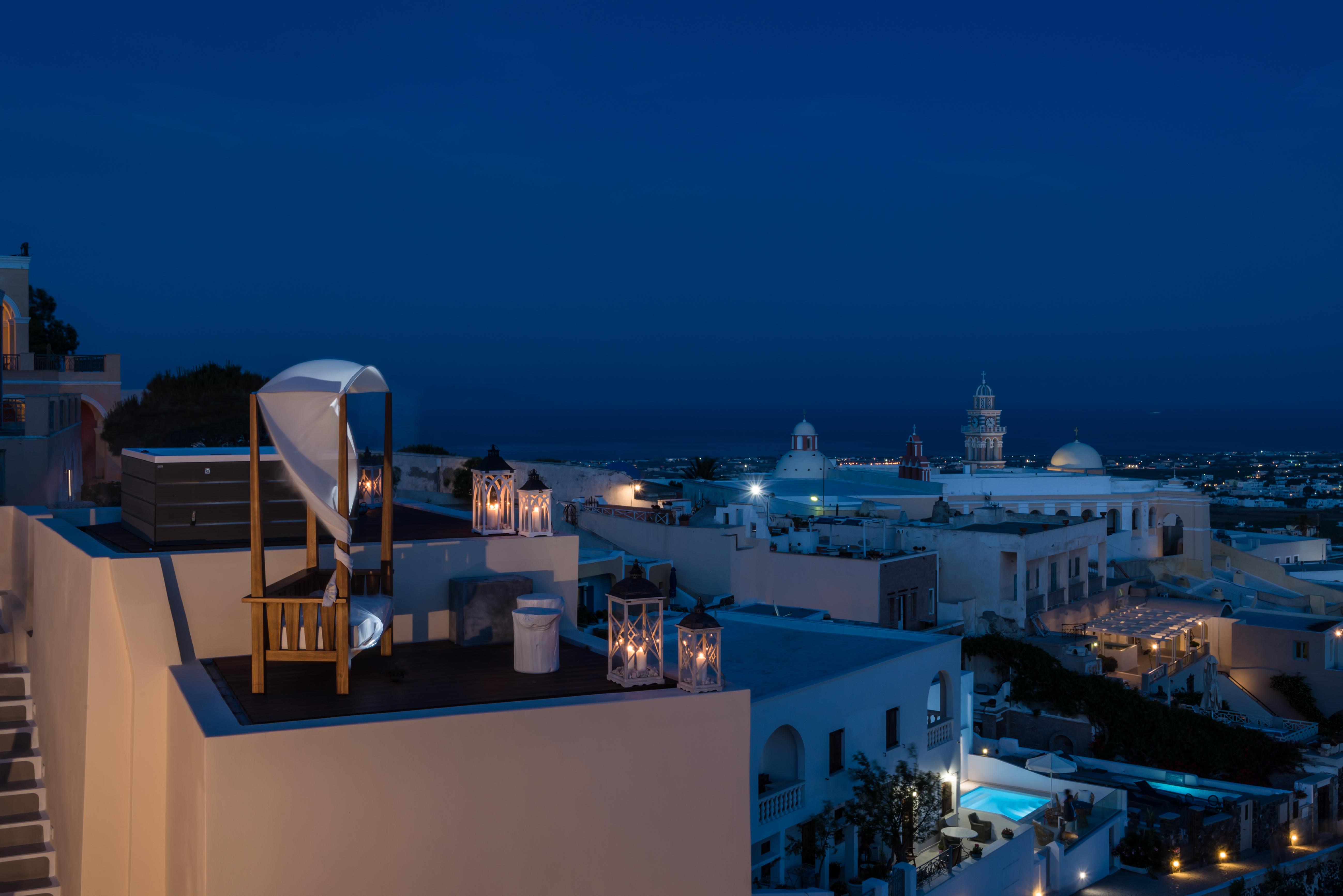 Mythical Blue Luxury Suites (Adults Only) Фира Екстериор снимка