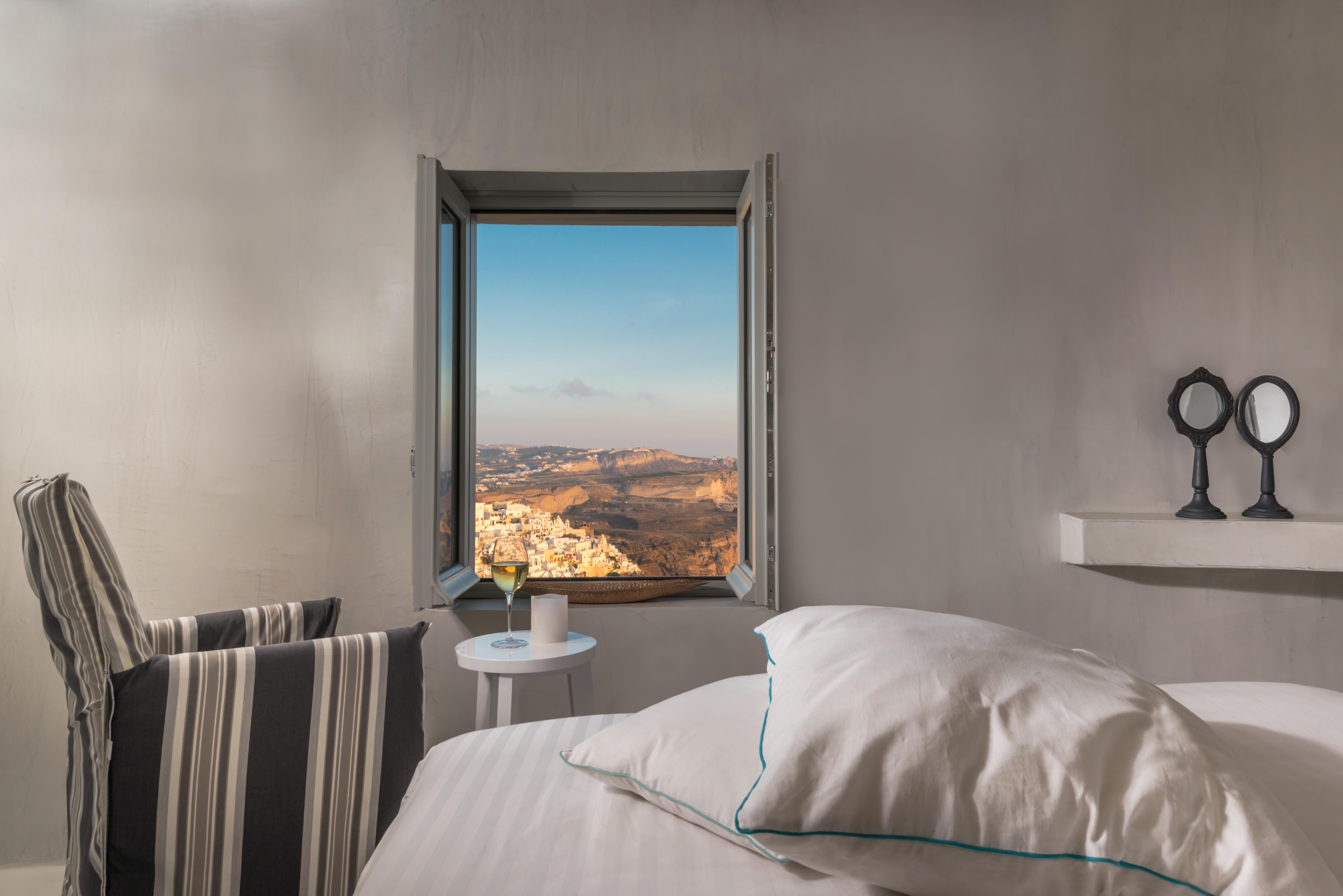 Mythical Blue Luxury Suites (Adults Only) Фира Екстериор снимка