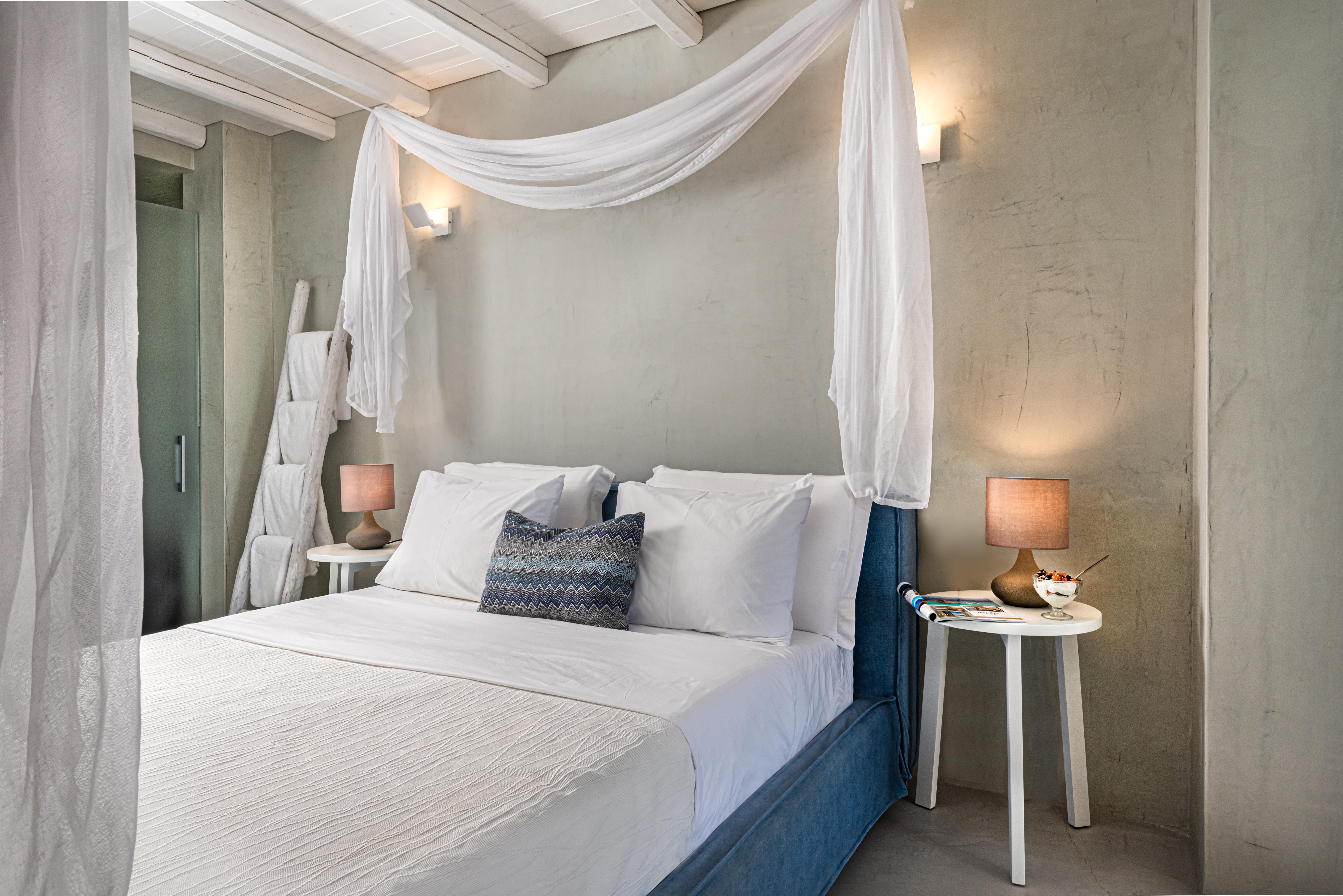 Mythical Blue Luxury Suites (Adults Only) Фира Екстериор снимка