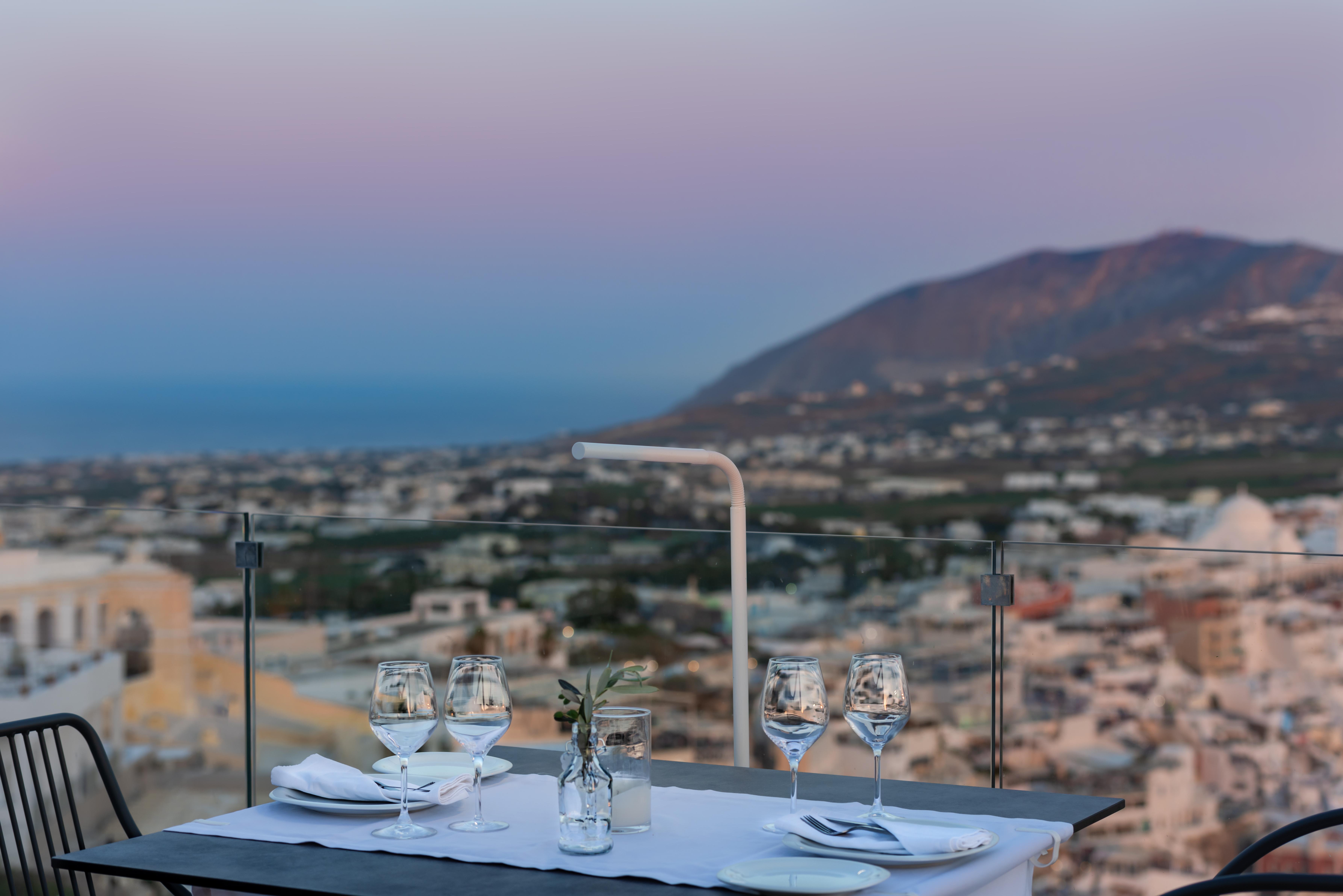 Mythical Blue Luxury Suites (Adults Only) Фира Екстериор снимка